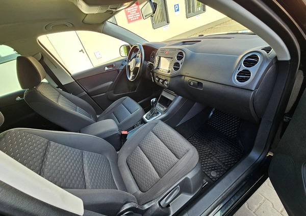 Volkswagen Tiguan cena 39990 przebieg: 198000, rok produkcji 2010 z Ozorków małe 301